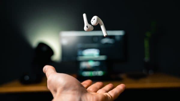 AirPods luz parpadea en naranja: ¿qué es y cómo solucionarlo? 5 AirPods puede desconectarse por una variedad de razones