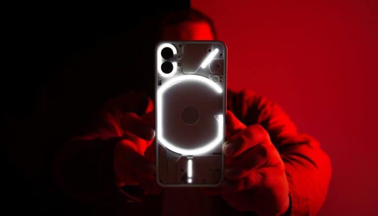 Nothing Phone (1): Revolución en el Mundo de los Smartphones 3 Diseño y características del Nothing Phone 1